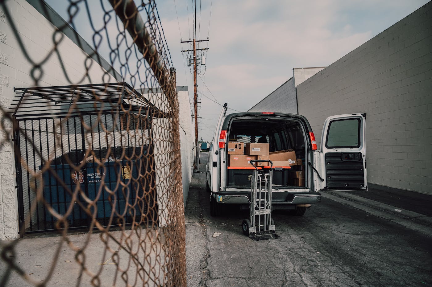 Appaloosa Moving and Storage movers loading a truck in Appling